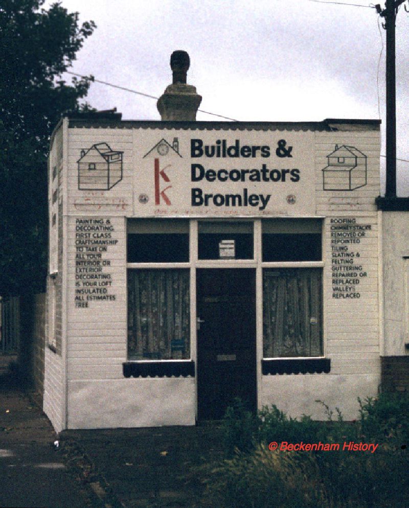181, KK Builders in Clock House Road, photo BPS, 2000.jpg